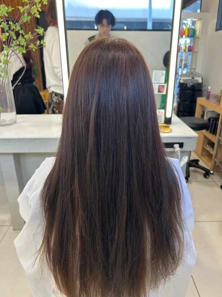 ロング カラー ブラウンカラー カット ヘアカラー 榊原 純佑のヘアスタイル
