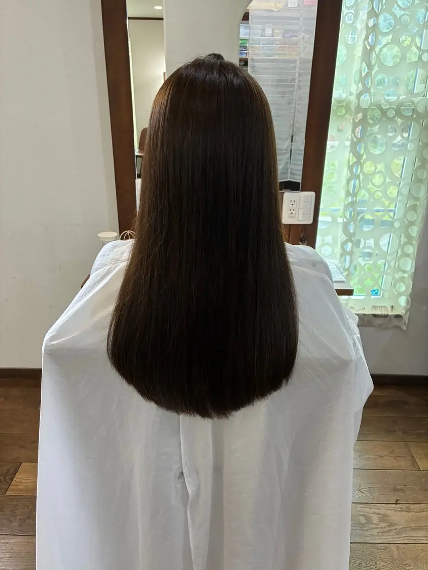 ロング 山口 千歌のヘアスタイル