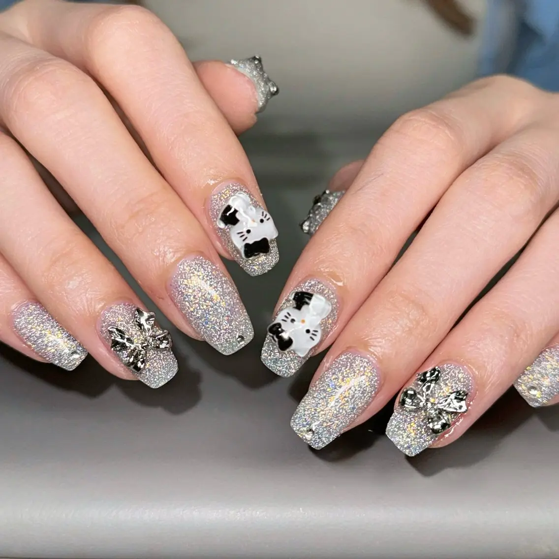 ネイル オーロラネイル 長さ出し フレンチネイル ジェルネイル ガラスフレンチ Rela・S NAILのネイルデザイン