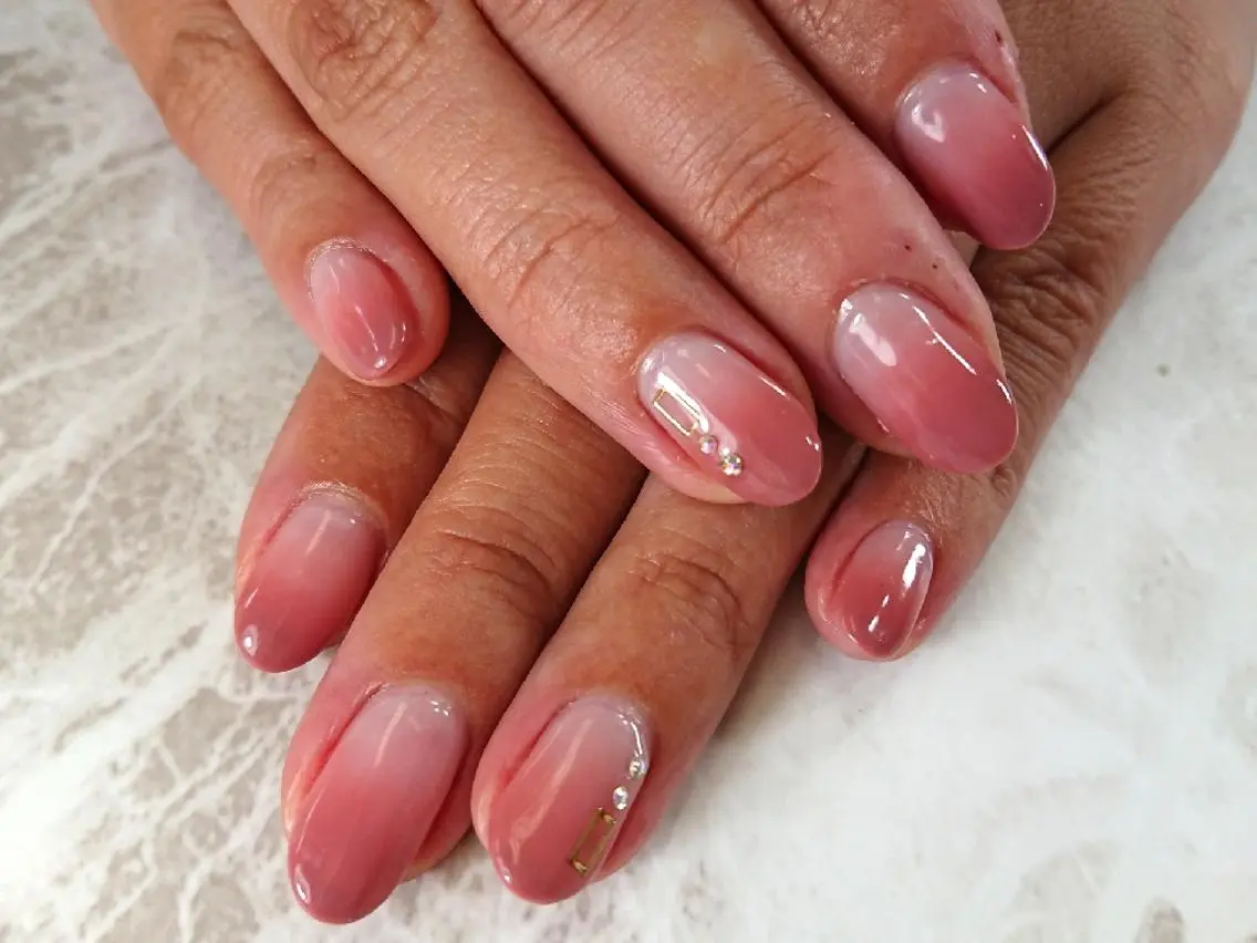 ネイル シンプルネイル 林 珠里のネイルデザイン