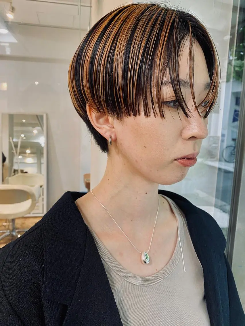 営業時間外限定　デザインカット＋ダブルカラーの写真