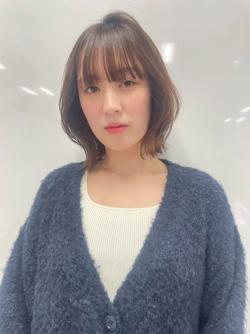 ミディアム ボブレイヤー ボブ レイヤーカット 横田 愛梨のヘアスタイル