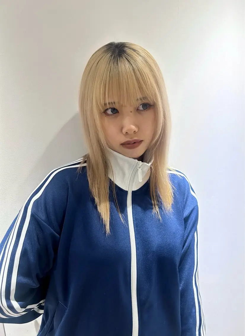 ✨特別価格✨🎃ブリーチカラー🎃艶トリートメント付きの写真