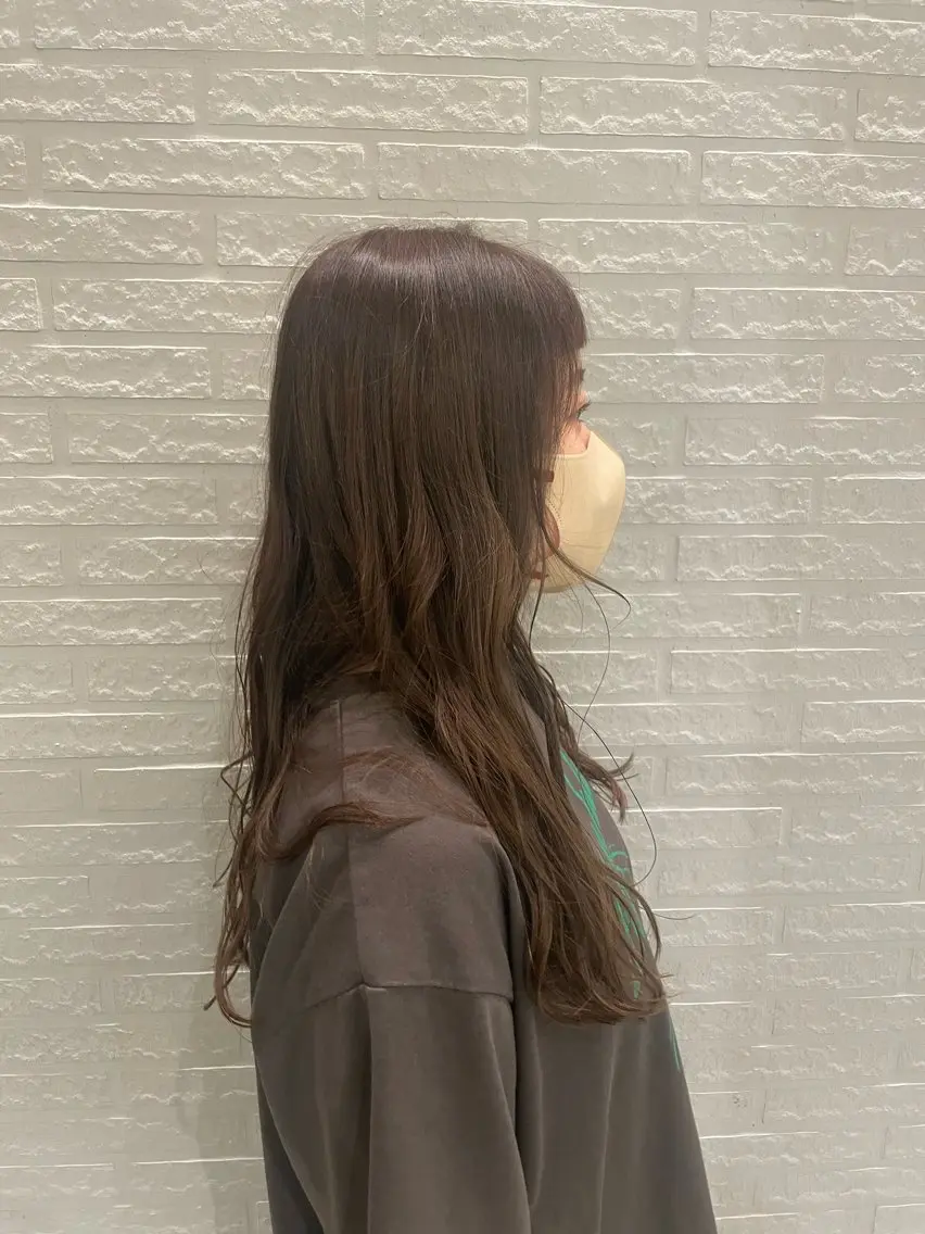 ロング カラー 大川 美優のヘアスタイル