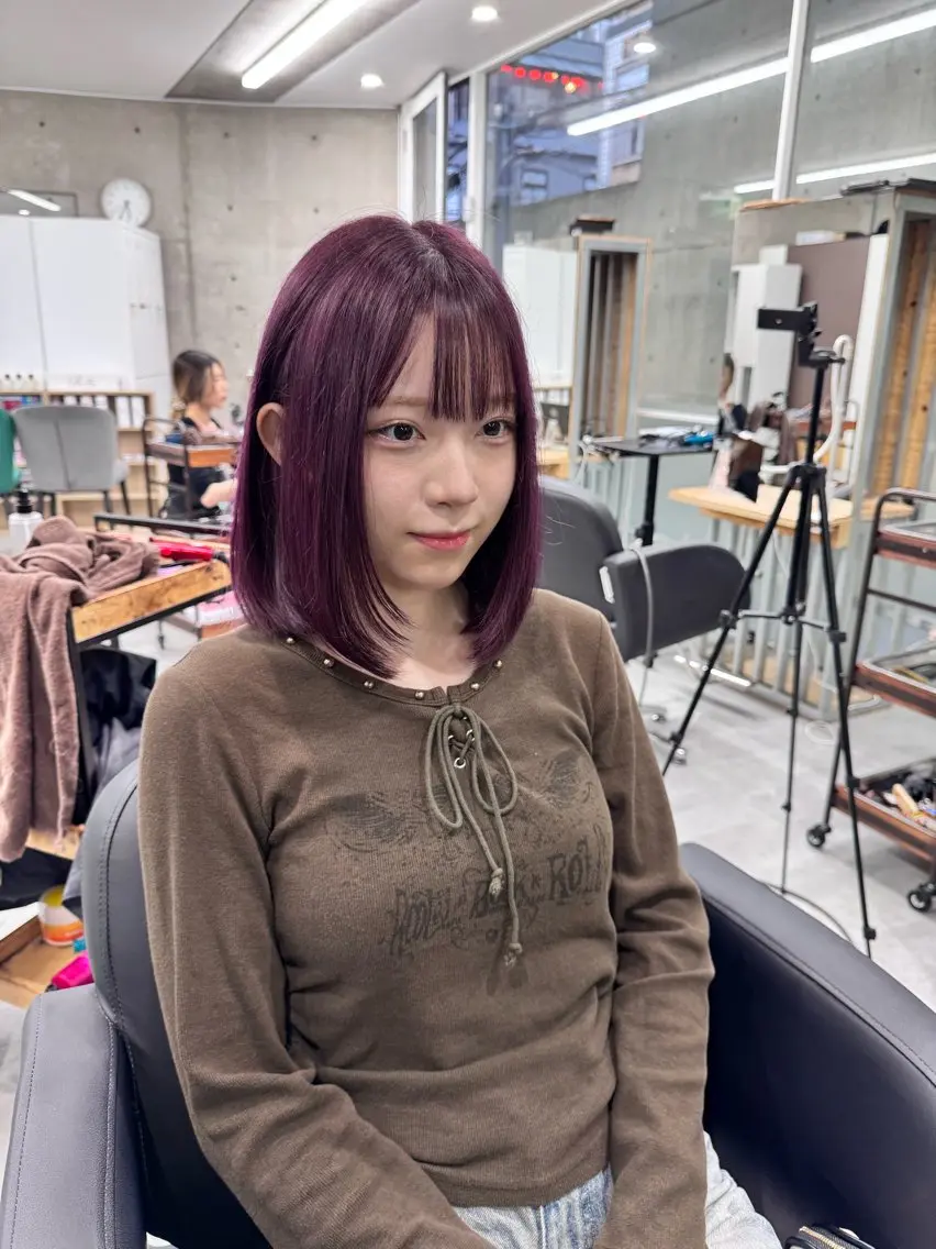セミロング カラー カシス レッドカラー ヘアカラー トリートメント 艶髪✨ブリーチ職人 yasuのヘアスタイル