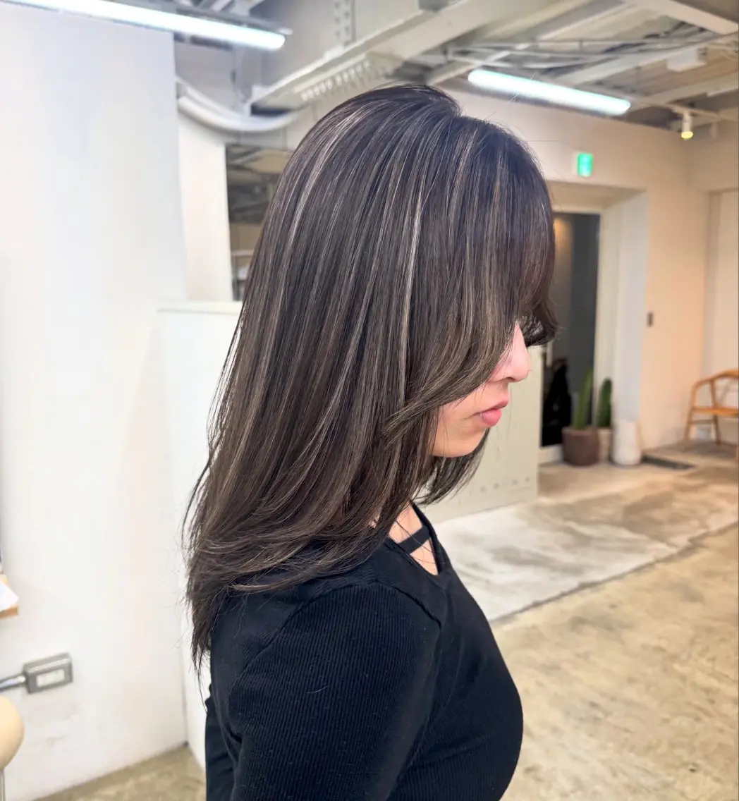 セミロング カラー ブリーチ ハイライトカラー ハイライト ヘアカラー fand / HINAのヘアスタイル