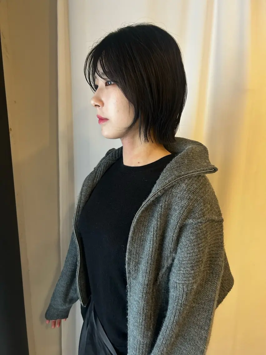 ミディアム レイヤーカット トリートメント カット トリートメント シシドアスカ /中目黒/パーマのヘアスタイル