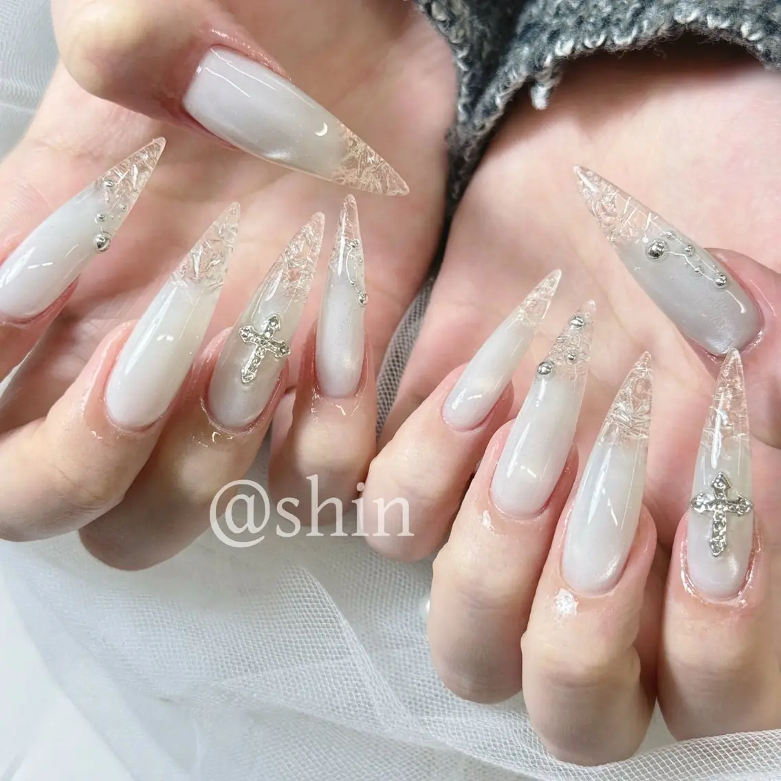 ネイル ハンドネイル Queen‘s シンのネイルデザイン
