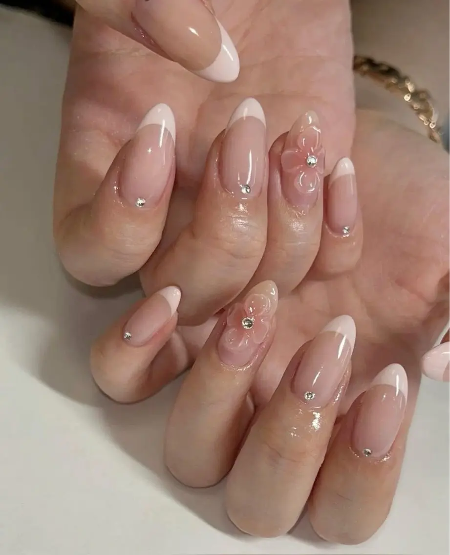 ネイル ハンドネイル T. Leeのネイルデザイン