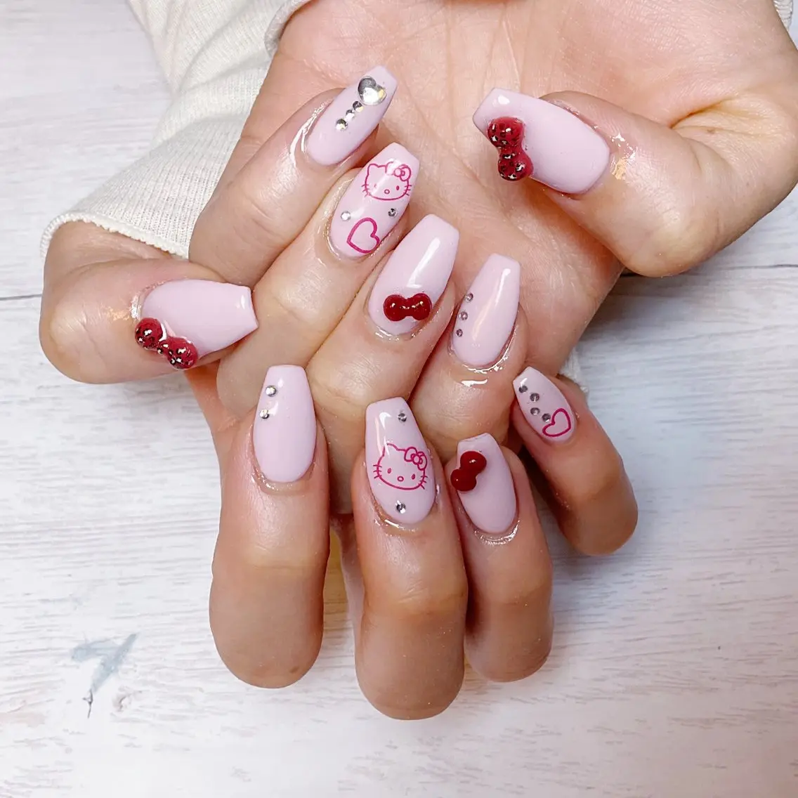 ネイル ハンドネイル 🍭Yun nail hyejin🌸のネイルデザイン