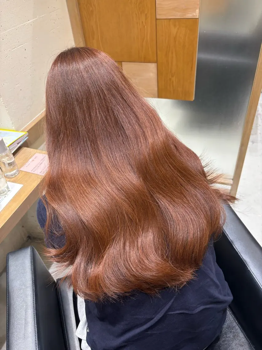5月限定【ブリーチ毛でもできる⁉️低ダメージ縮毛矯正】ツヤ髪ストレート👸🏼(髪質改善トリートメント🫧+cut✂️)の写真