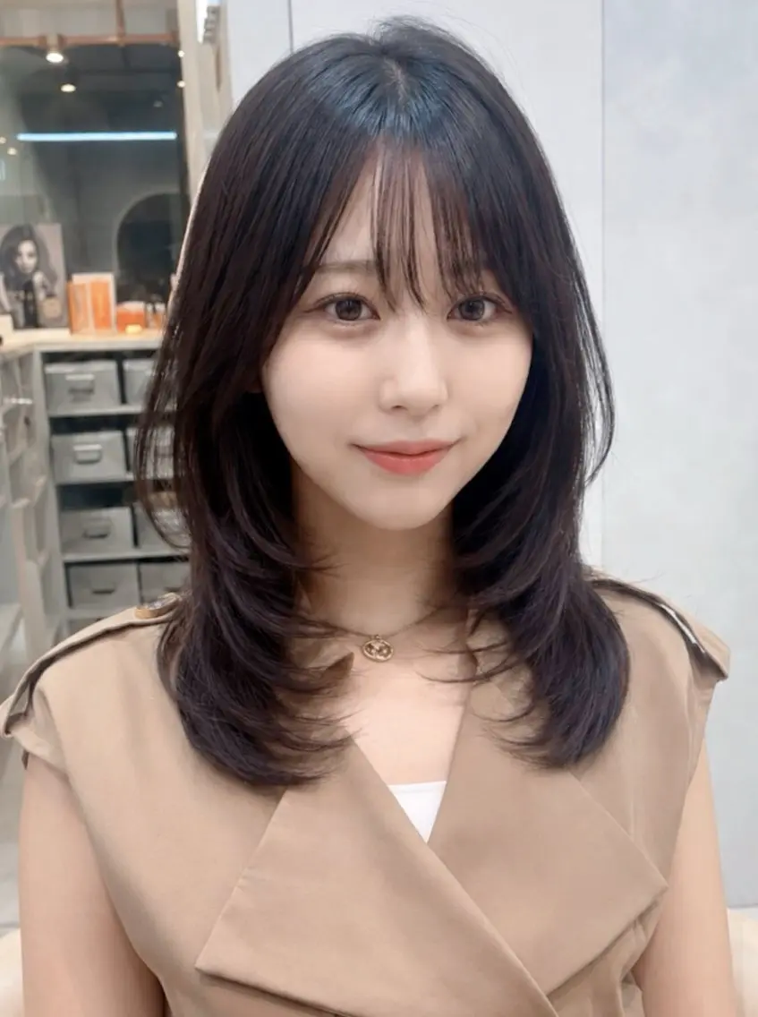 ミディアム カット ヘアカラー トリートメント 久米 春輝のヘアスタイル