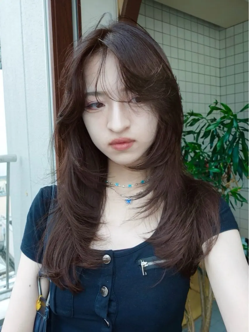 セミロング 顔まわりレイヤー レイヤーカット カット ヘアカラー トリートメント みずき/レイヤー ワンカールのヘアスタイル