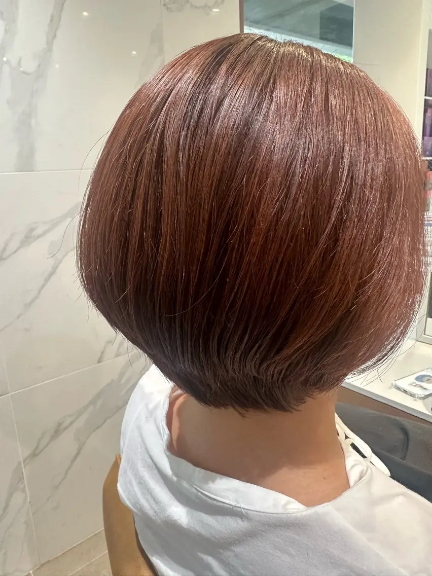 ショート カラー MIKA KITAMURAのヘアスタイル