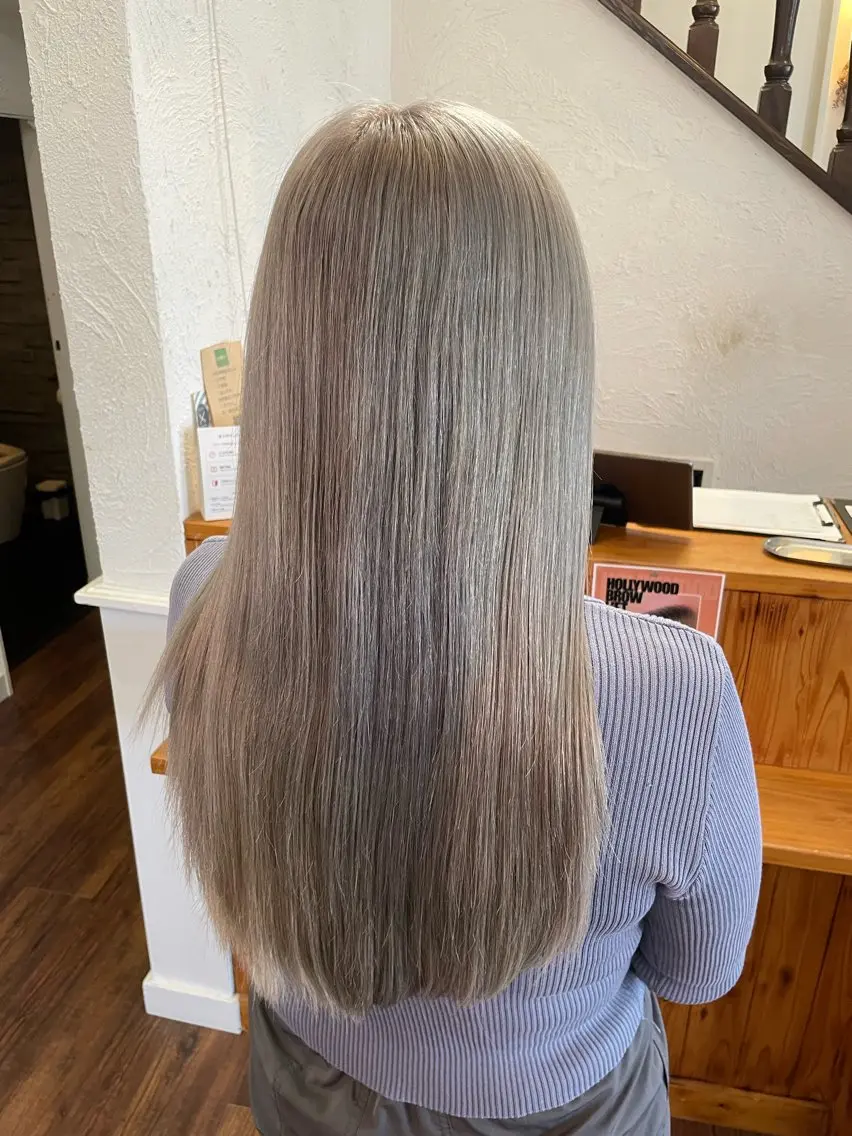 ロング ヘアカラー 下林 雅明のヘアスタイル