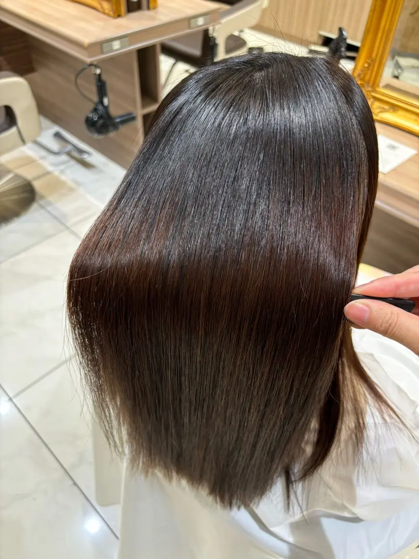 セミロング 髪質改善 縮毛矯正 縮毛矯正 🥀縮毛矯正🥀 川﨑和希のヘアスタイル