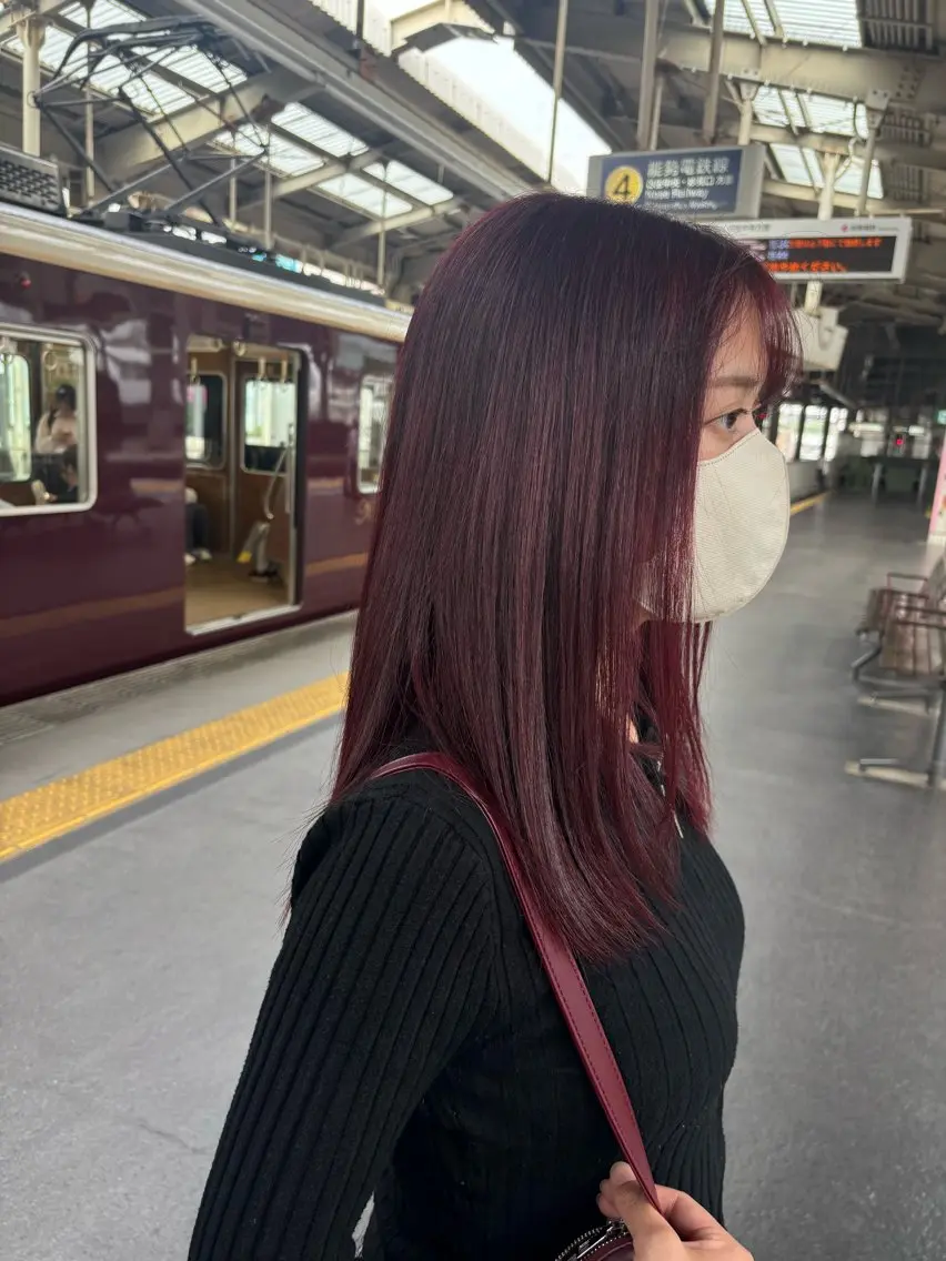 セミロング ヘアカラー トリートメント 平瀬 胡桃のヘアスタイル