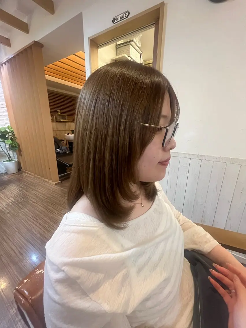 ミディアム ミディアムレイヤー レイヤーカット Cielo 🐈‍⬛ sawa 🐈‍⬛のヘアスタイル