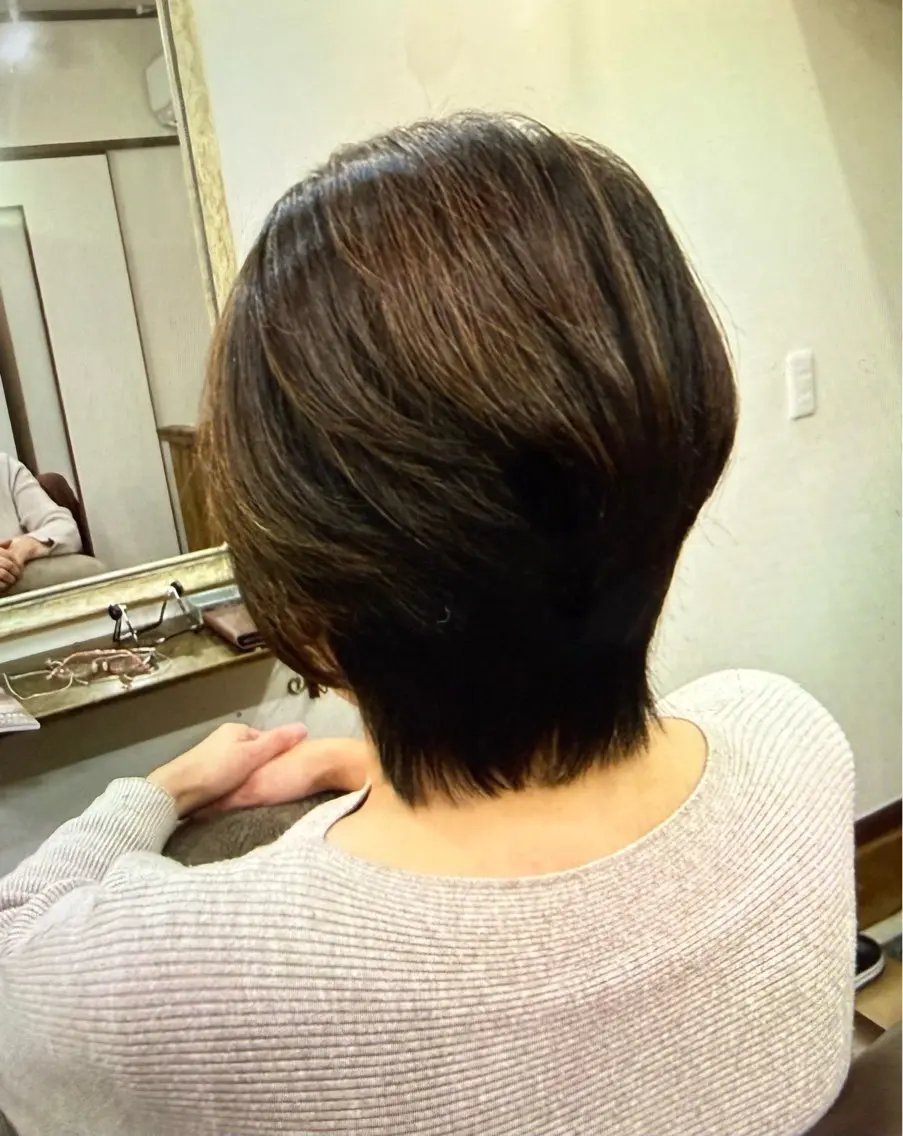 ショート ショートレイヤー レイヤーカット ショートヘア カット 森川 美保のヘアスタイル