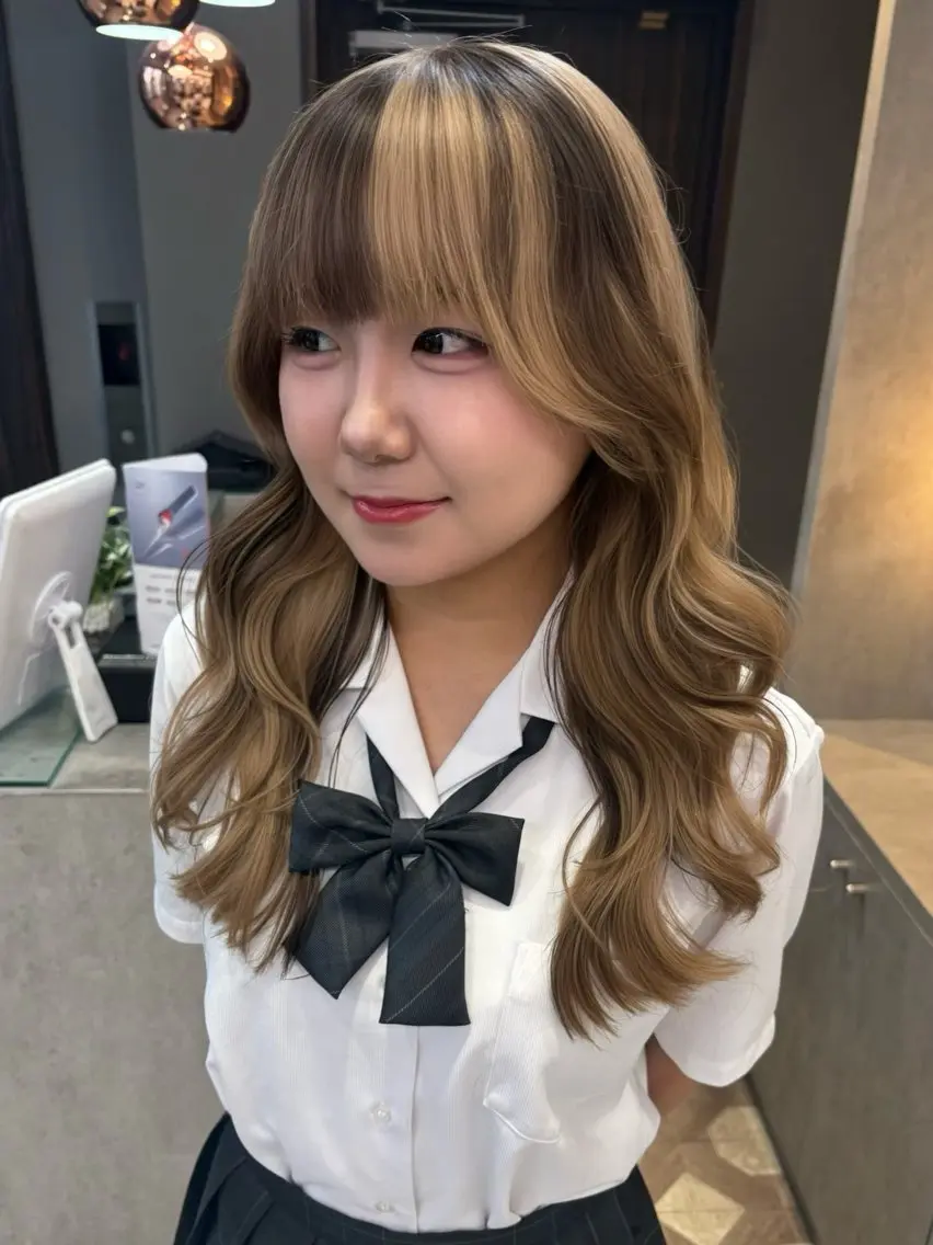 カラー ヘアカラー ユイ☆レイヤー/ ブリーチ卒業カラーのヘアスタイル