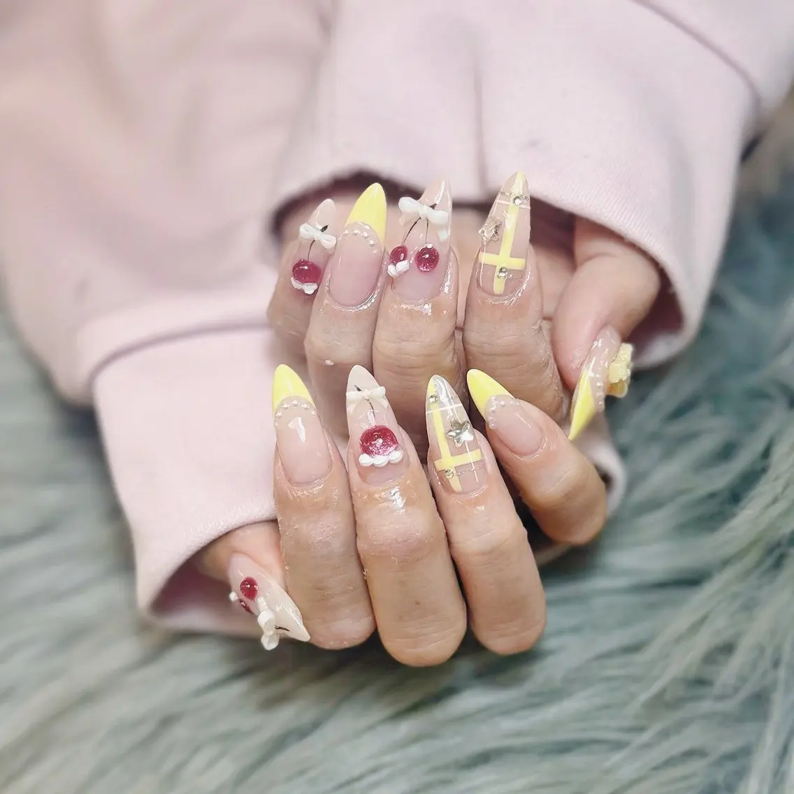 ネイル ハンドネイル ハンドケア Anh Nail 歌舞伎町のネイルデザイン