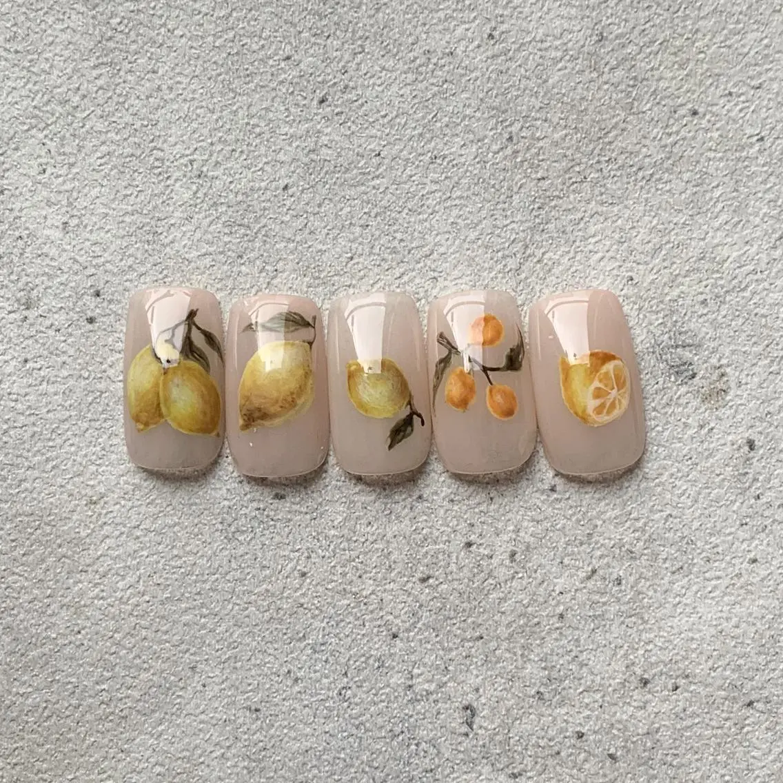 ネイル ハンドネイル FIORITURA aiのネイルデザイン