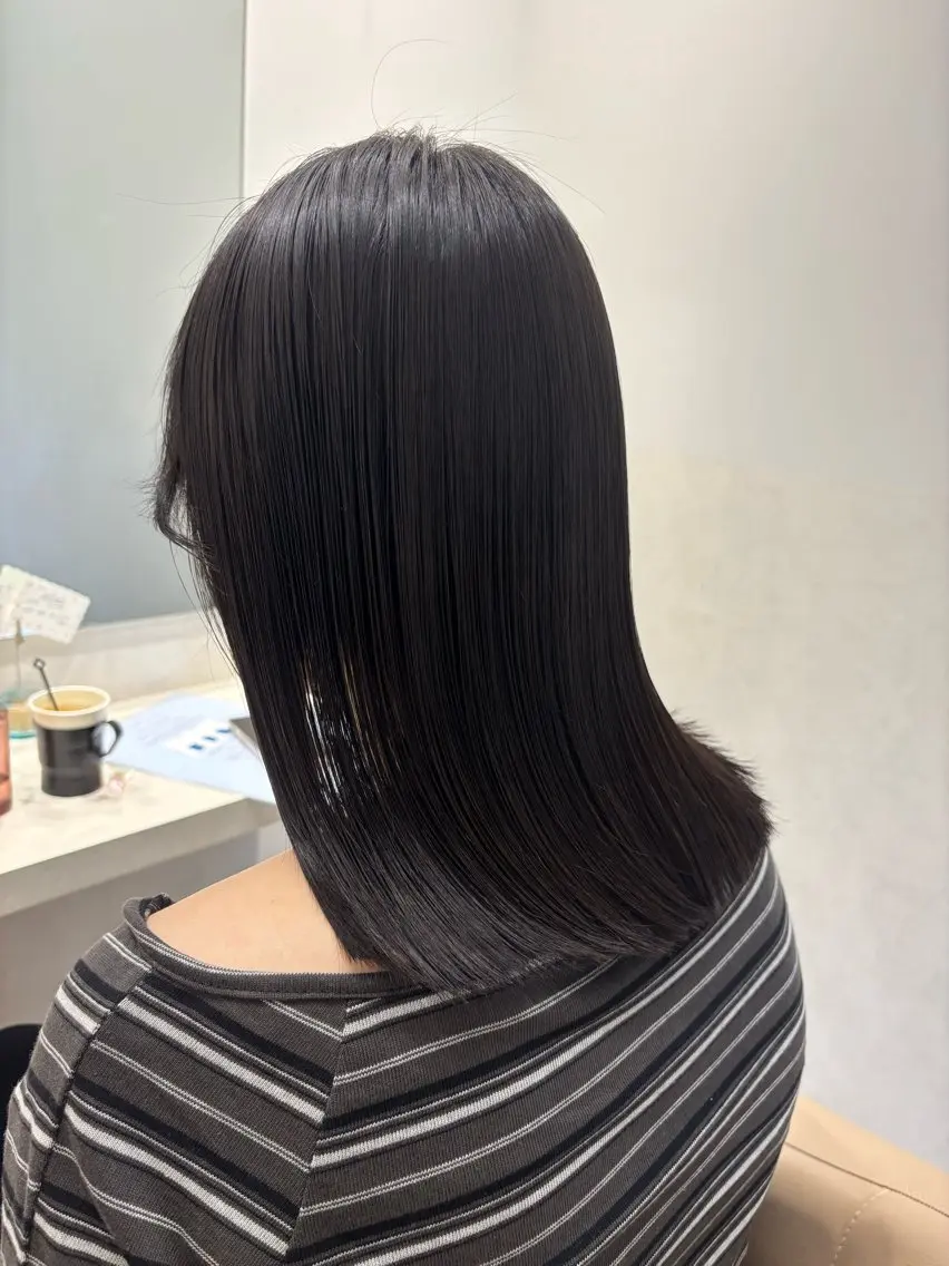 ミディアム カラー パーマ ヘアアレンジ ダークグレー ダークグレージュ グレージュ カット ヘアカラー トリートメント ヘッドスパ ヘアセット 押切 響　のヘアスタイル