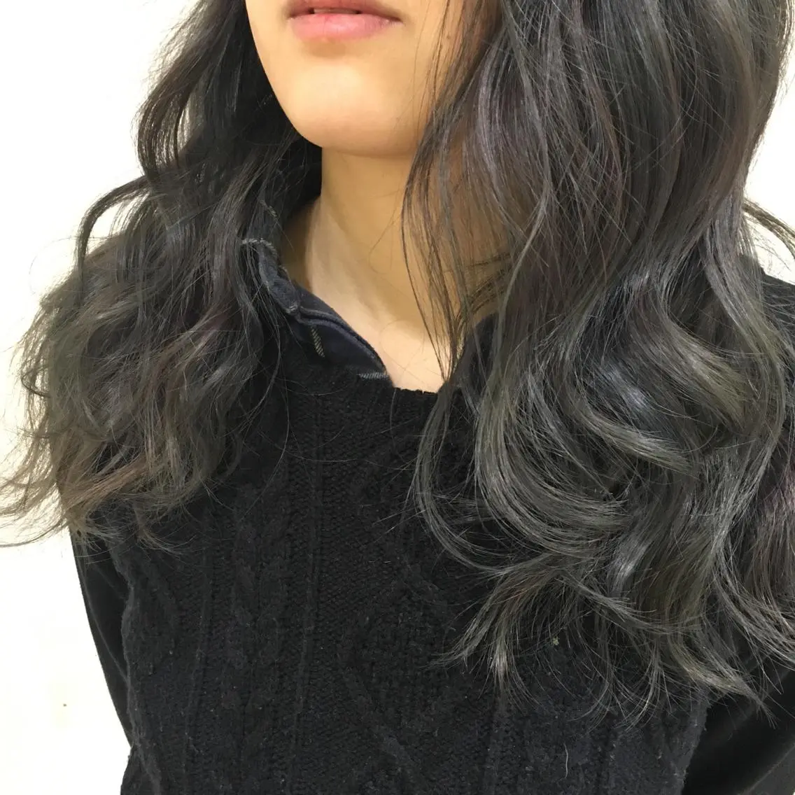 セミロング カラー ヘアアレンジ アッシュ ブルーカラー ブルーアッシュ グレージュ ハイライトカラー きむえり/髪質改善 /うねり広がり改善のヘアスタイル