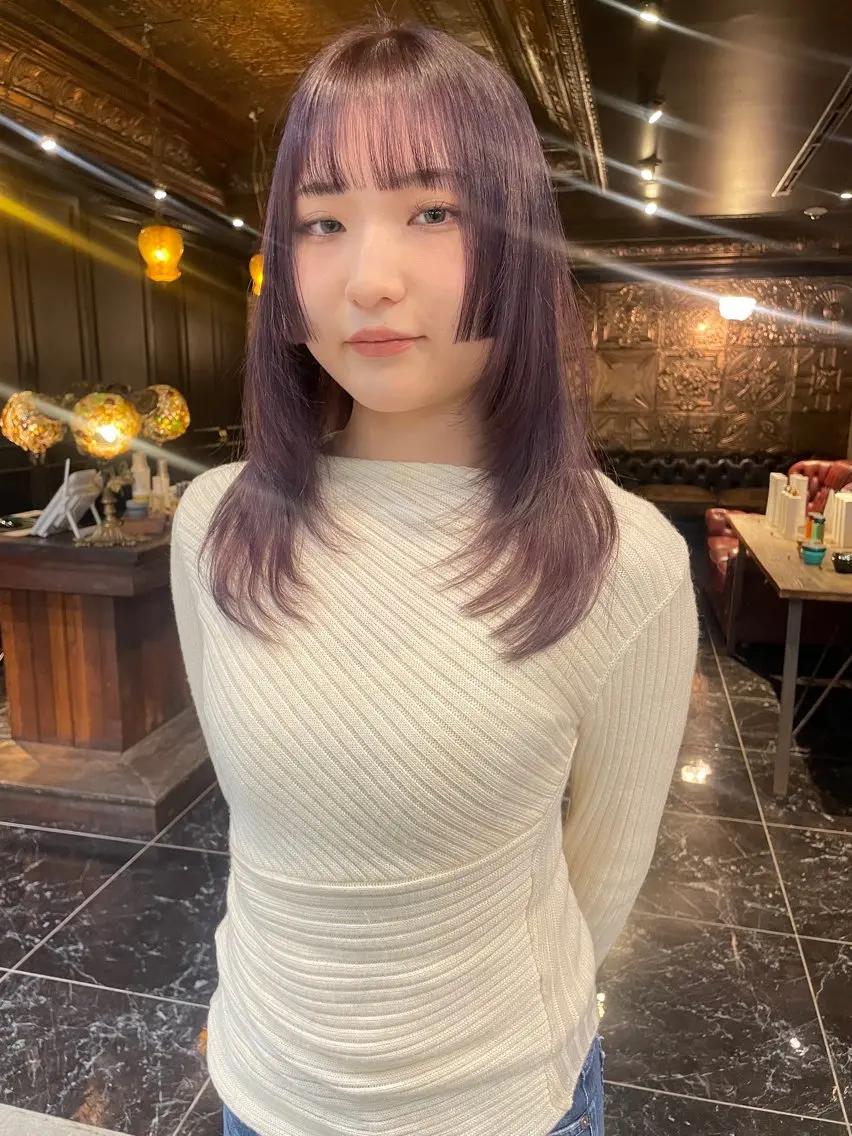 セミロング カラー ヘアカラー 縮毛矯正 トリートメント くびれレイヤー/艶 カラー　MADOKAのヘアスタイル