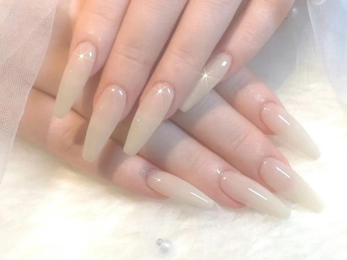 ネイル 長さ出し ワンカラーネイル ネイルチップ ハンドネイル ワンホン💛当日 予約○Aya💛のネイルデザイン