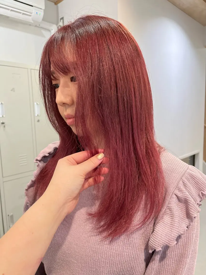 ロング カラー ブリーチ ピンクカラー ヘアカラー トリートメント ブリーチなしカラー ダブルカラーエクステのヘアスタイル