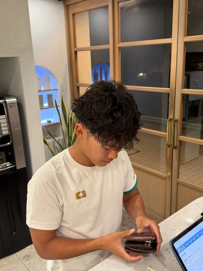 パーマ カット パーマ 小林 篤滋郎のヘアスタイル