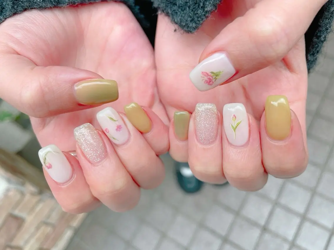 ネイル フラッシュネイル フラワーネイル ジェルネイル ニュアンスネイル パラジェル nailroom OHANA🌴のネイルデザイン