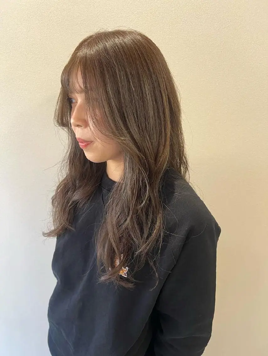 カラー ロング ベージュカラー ブラウンカラー ブラウンベージュ カット ヘアカラー トリートメント ヘッドスパ 廣野 有香のヘアスタイル
