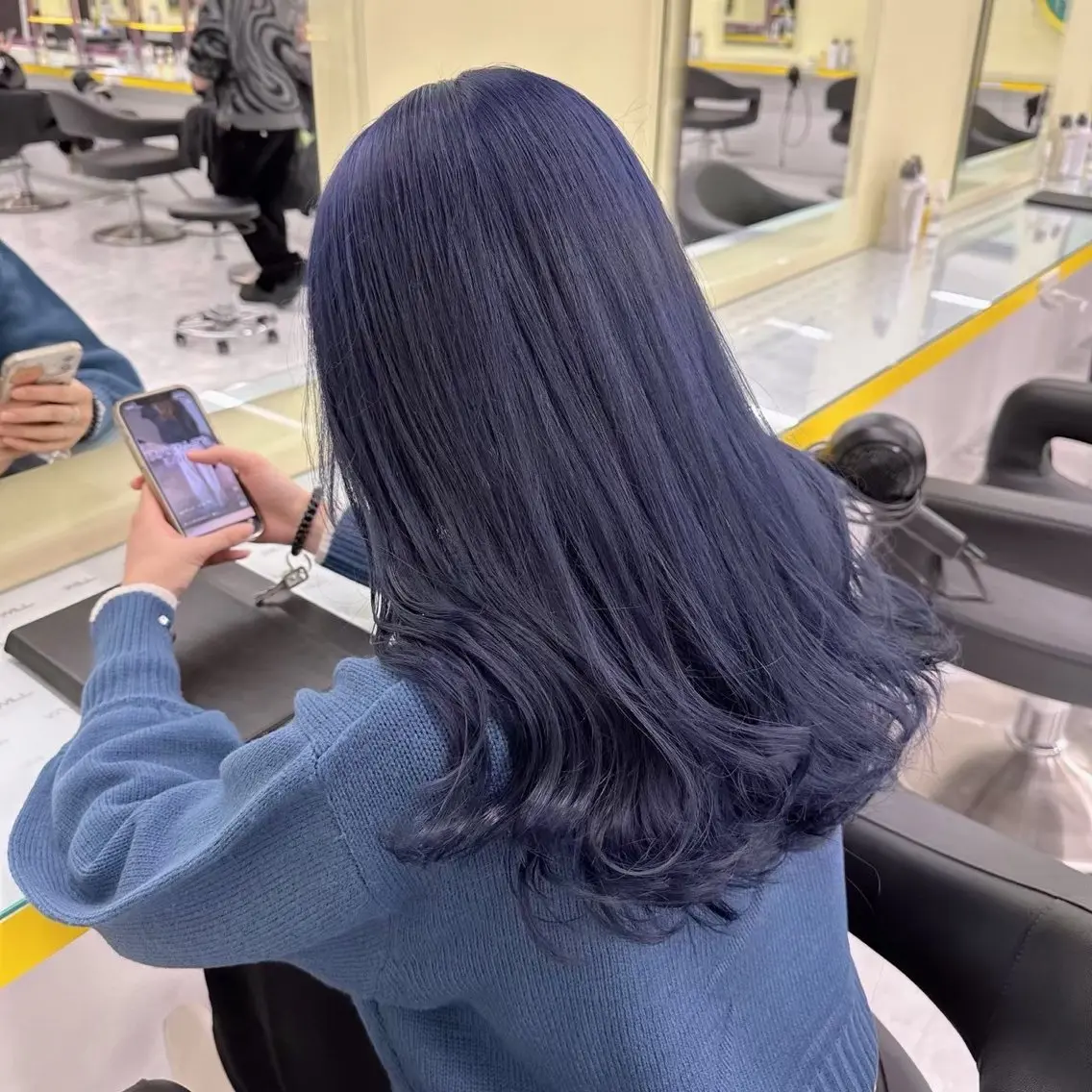 ロング カラー ヘアカラー トリートメント mao⭐️ 透明感カラー‎⭐️のヘアスタイル