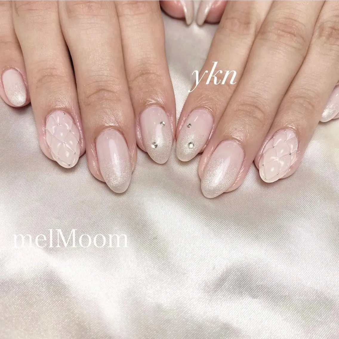 ネイル グラデーション マグネットネイル ハンドネイル melMoon .のネイルデザイン