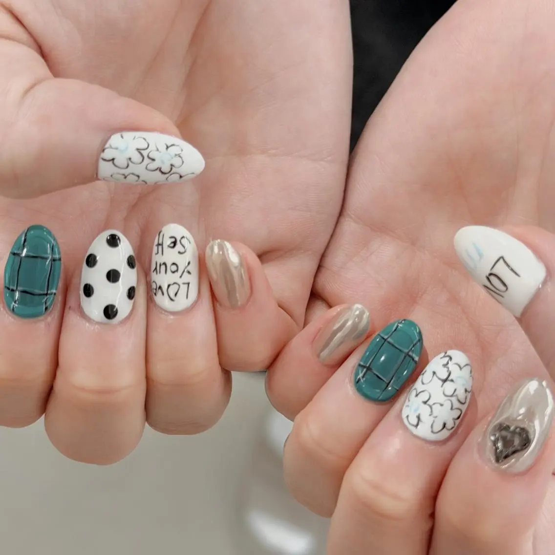 ネイル Rejoice Nail Salonのネイルデザイン