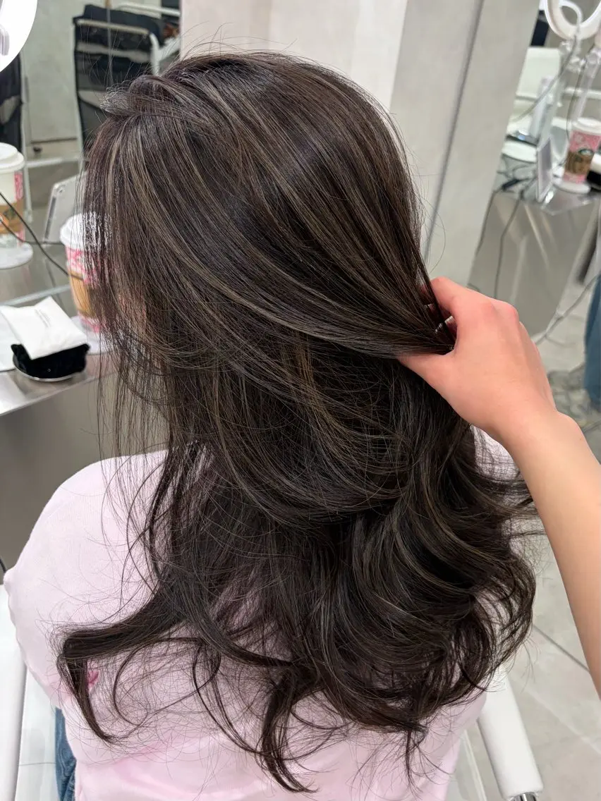 ロング ヘアカラー sera 🎀ベージュのヘアスタイル