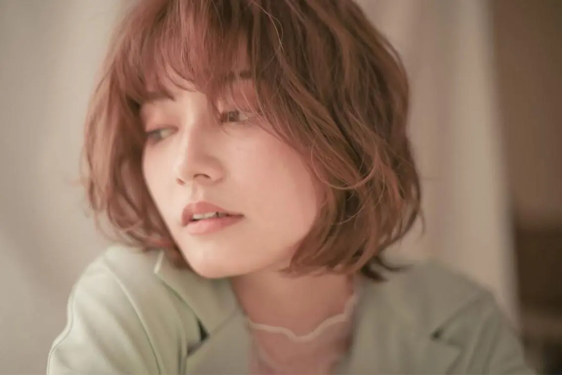 ショート カラー ブリーチ/韓国 ひなたのヘアスタイル