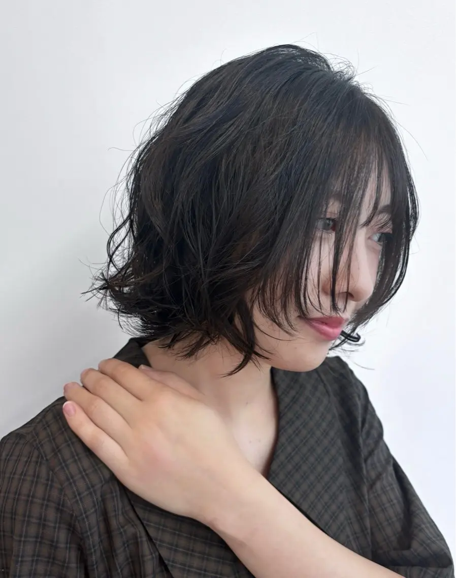 ショート パーマ ニュアンスパーマ カット パーマ 鍋嶋 涼香のヘアスタイル
