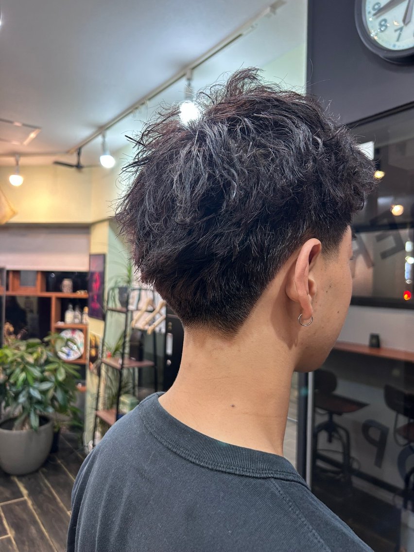 ショート メンズ カット メンズ/ピンパーマ /フェード/パーマのヘアスタイル