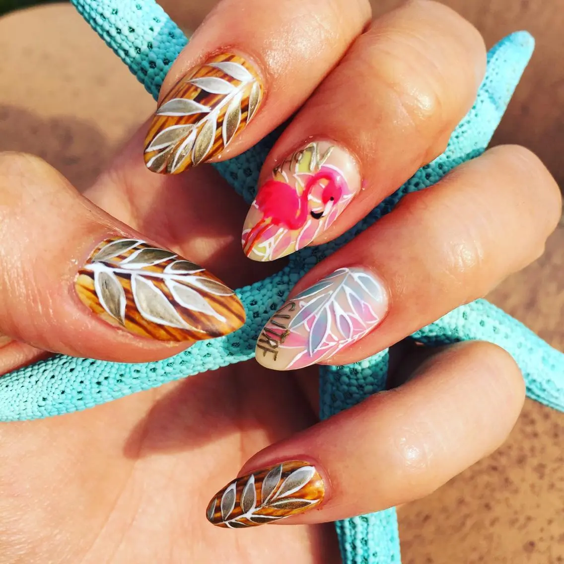 ネイル YÜA NAILのネイルデザイン
