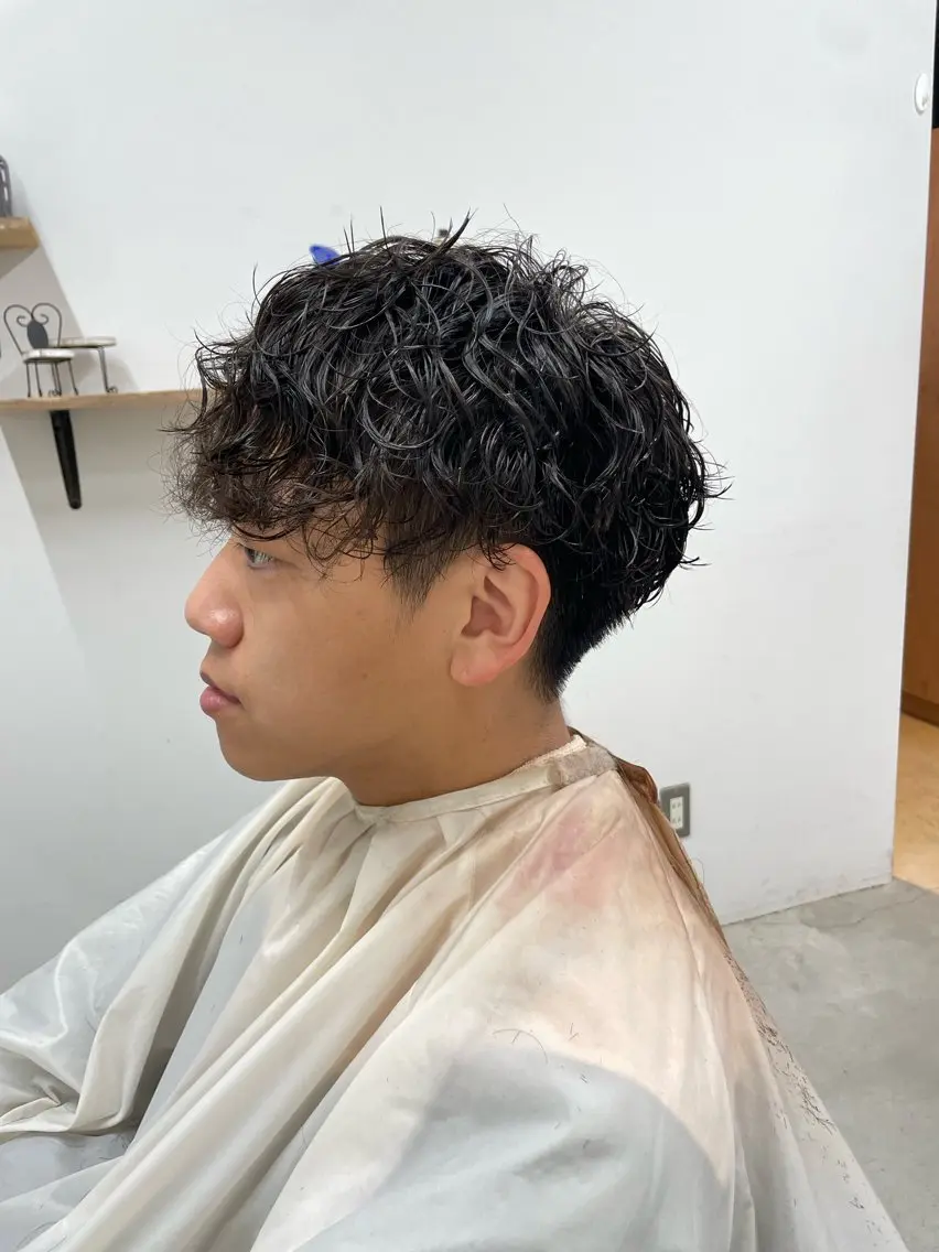 パーマ メンズ メンズパーマ 刈り上げ 関根 萌花のヘアスタイル