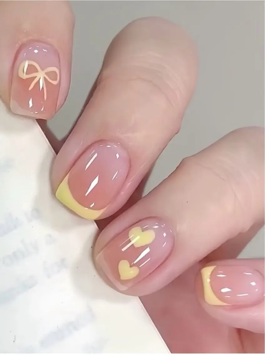 ネイル ハンドネイル H3 Nail Tsuki🦋💙のネイルデザイン