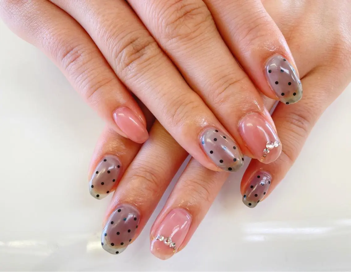 ネイル 手書きが得意🖌️ Y’s  nailのネイルデザイン