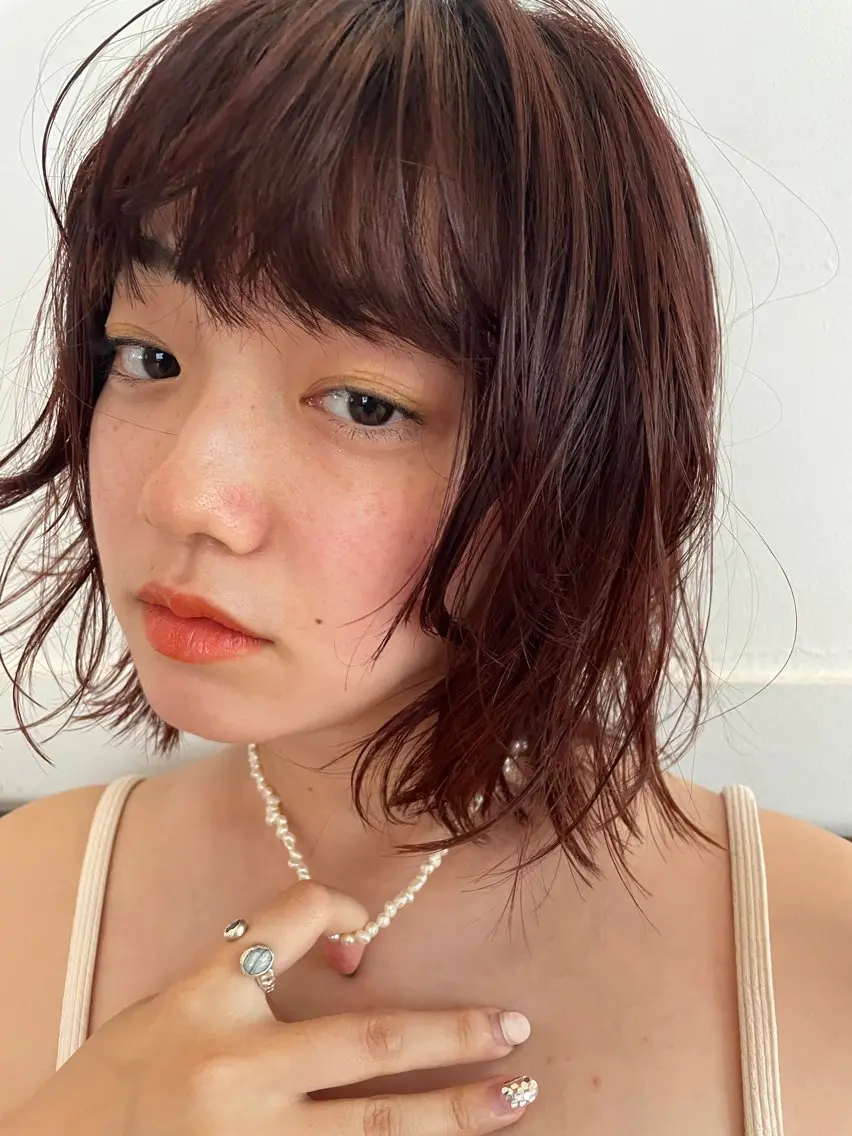 カラー YUJIN ツイスパ波巻き🔥のヘアスタイル