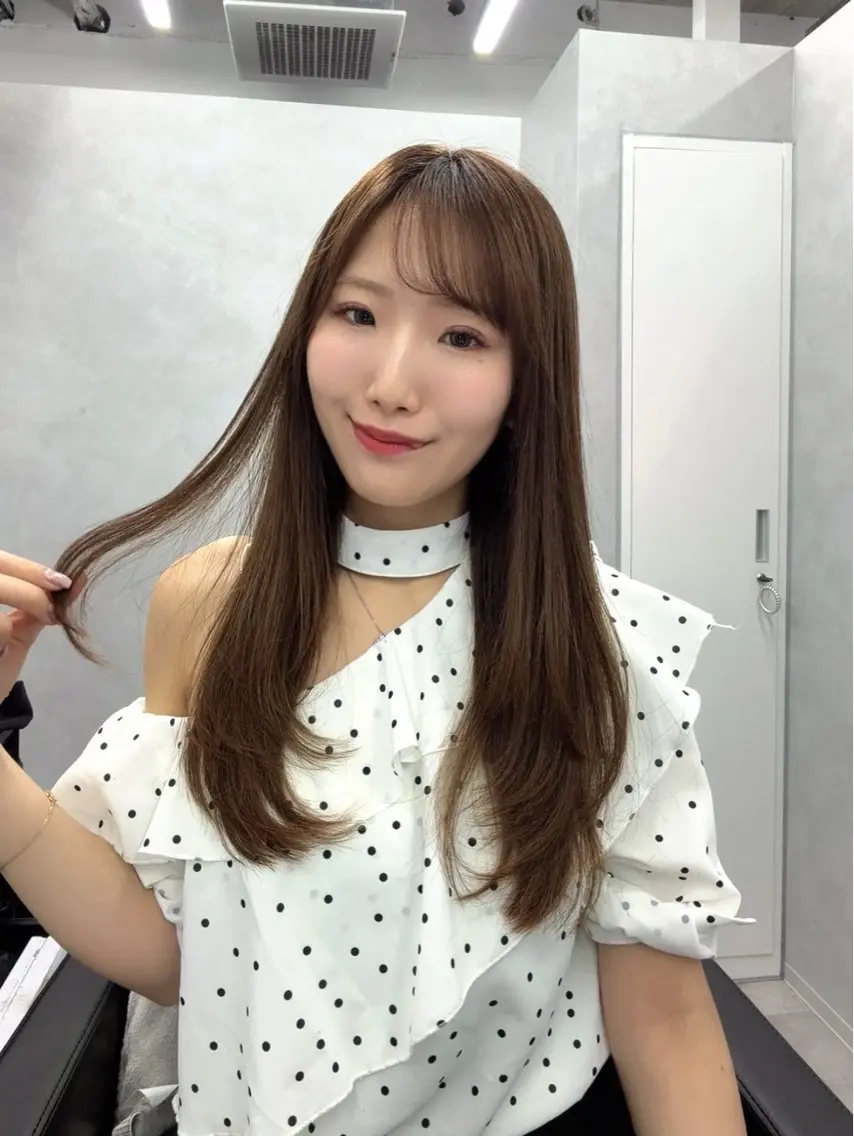 ロング カット ヘアカラー トリートメント 🤍FUWARI🤍 完全個室マンツーマンのヘアスタイル