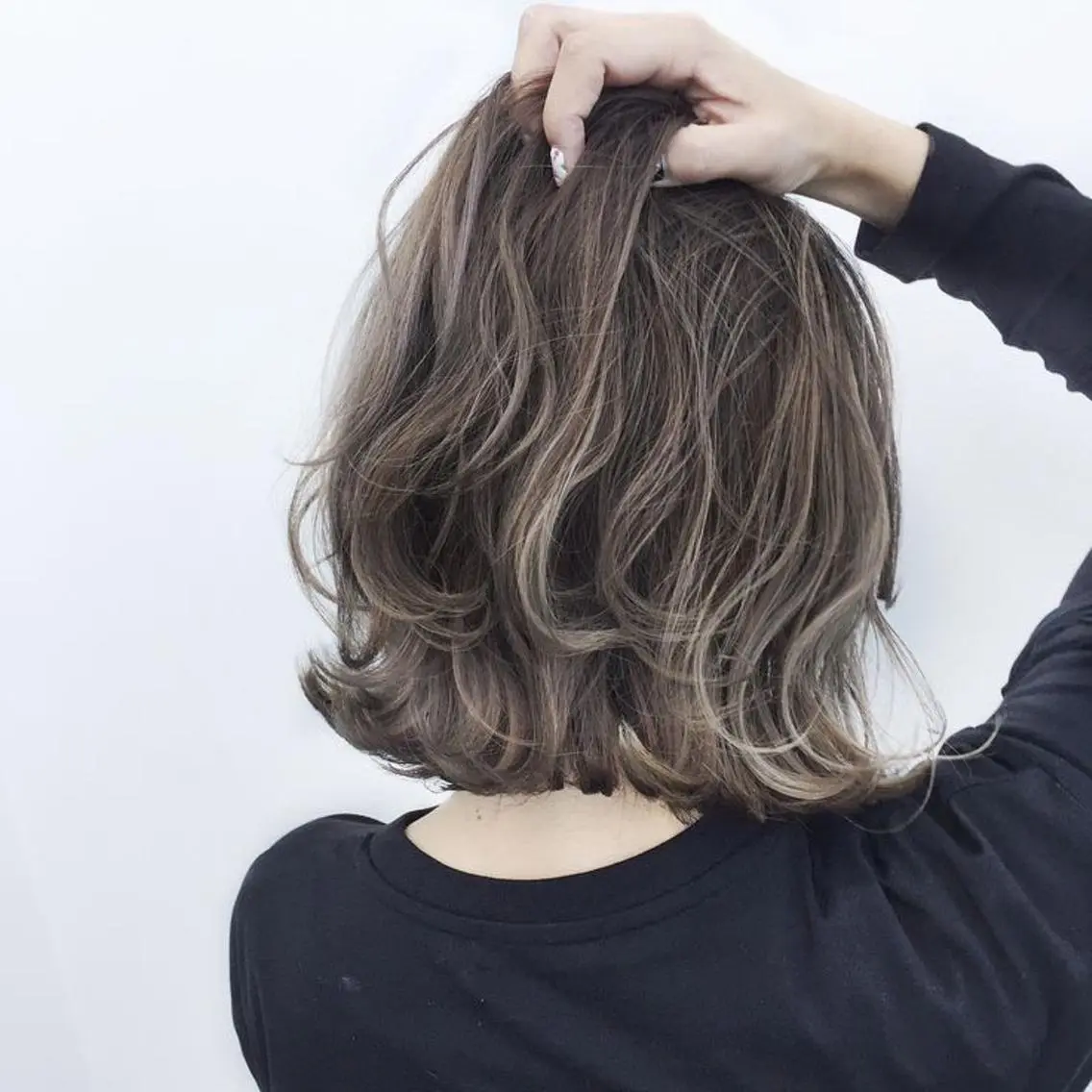 ミディアム カラー ヘアアレンジ 透明感カラー ハイライトカラー ハイライト 【公式】amble luxe池袋東口🩷のヘアスタイル
