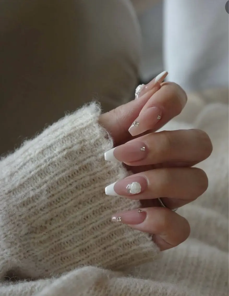 ネイル アートネイル ジェルネイル ガーリー キラキラネイル Nihonthy Nail 新宿のネイルデザイン