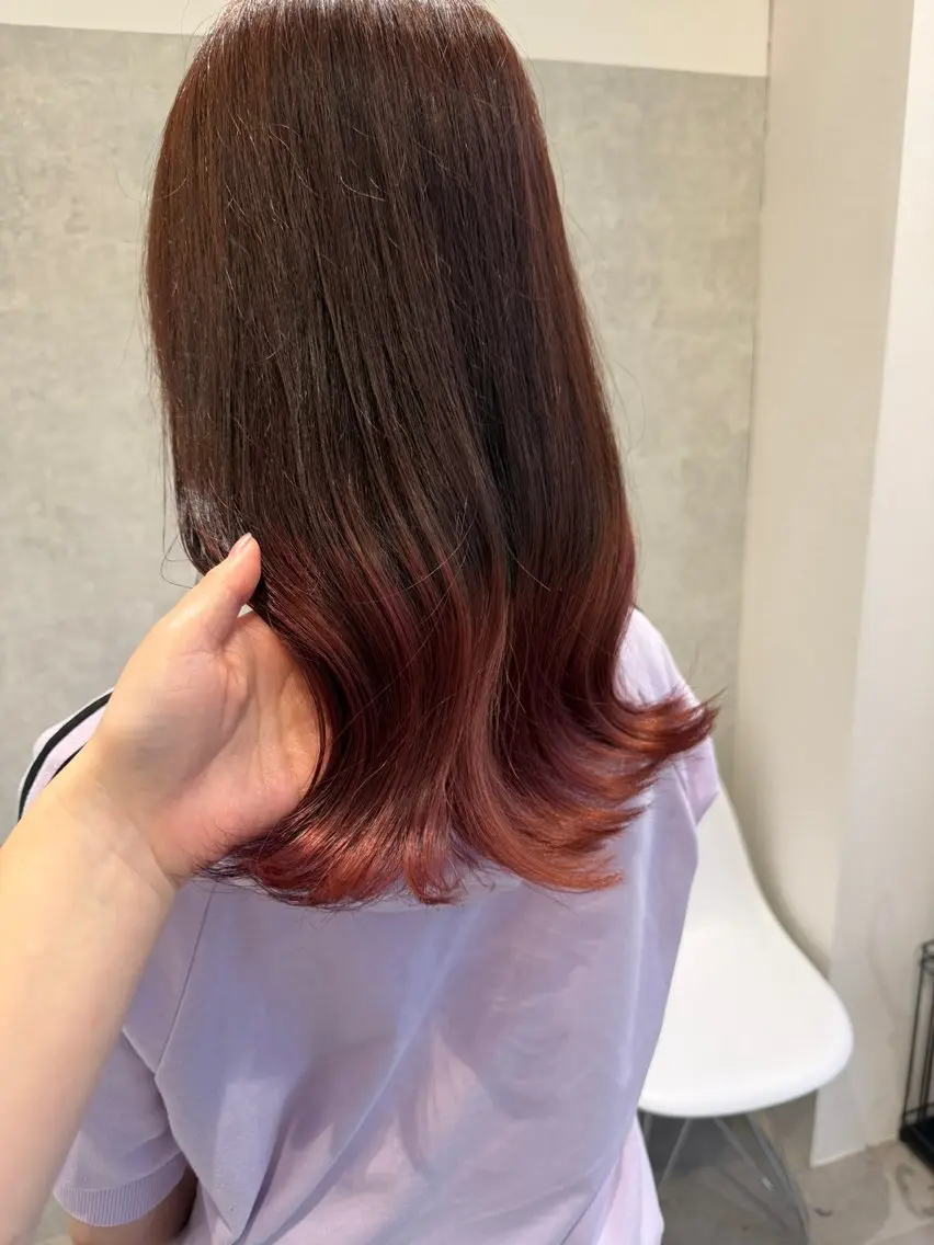 ミディアム カラー ブリーチ グラデーションカラー ヘアカラー トリートメント 中嶋 佳穂のヘアスタイル